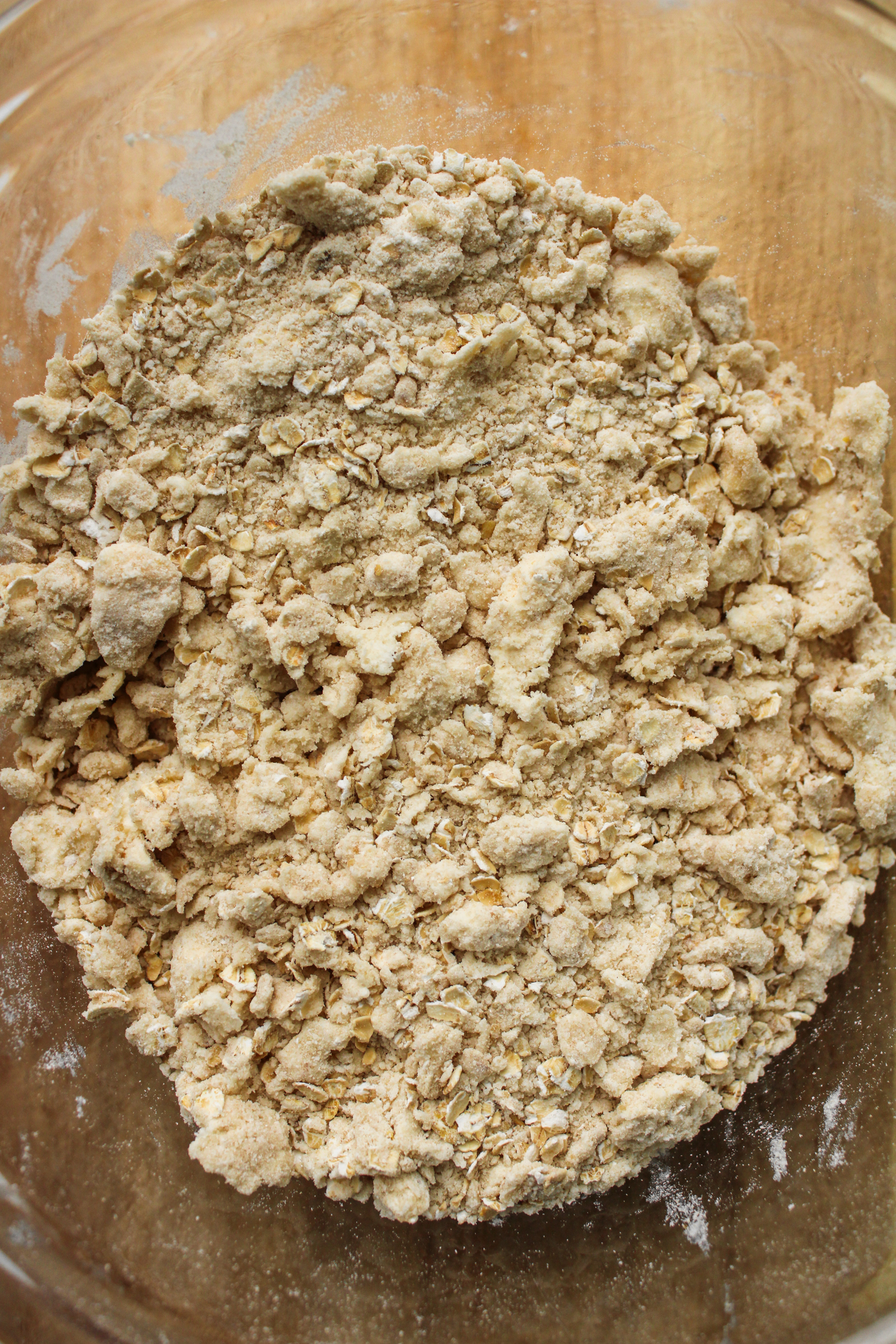 crumble topping mixture in a glass bowl