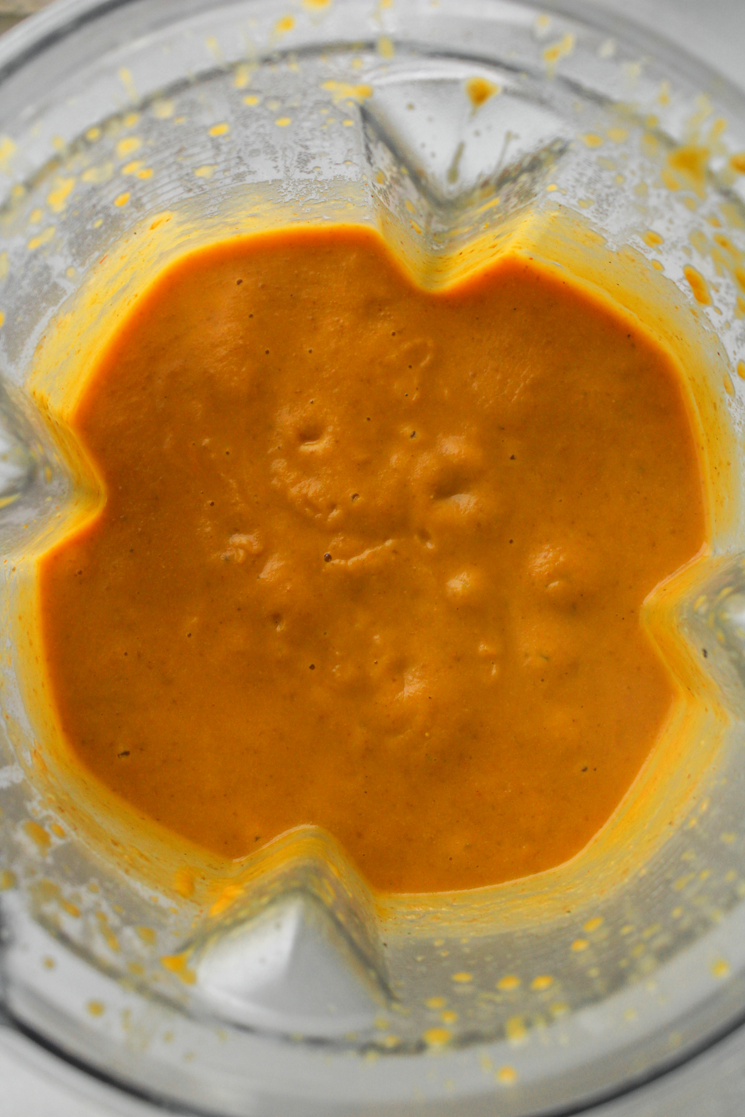 carrot lentil soup puree in a blender